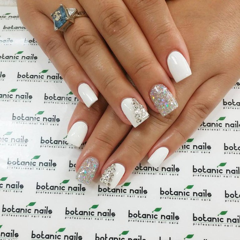 Autumn Leaves Manicure