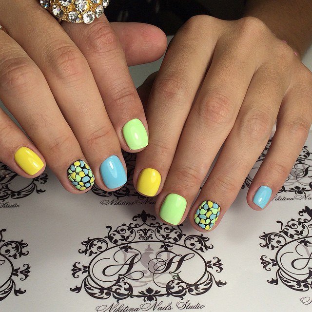 Fall Nails Design