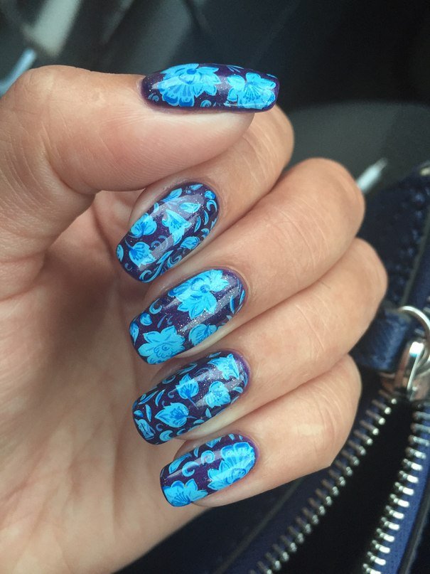 Autumn Leaves Manicure