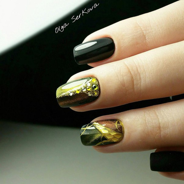 Autumn Leaves Manicure