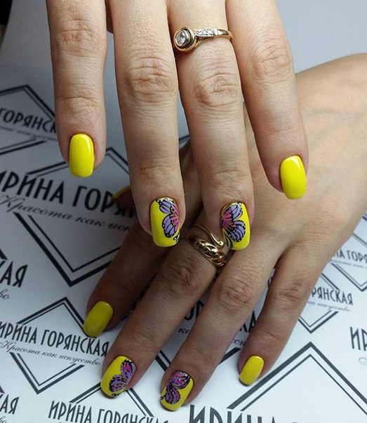 Autumn Leaves Manicure