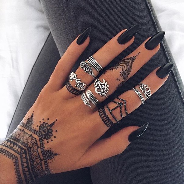 Fall Nails Design