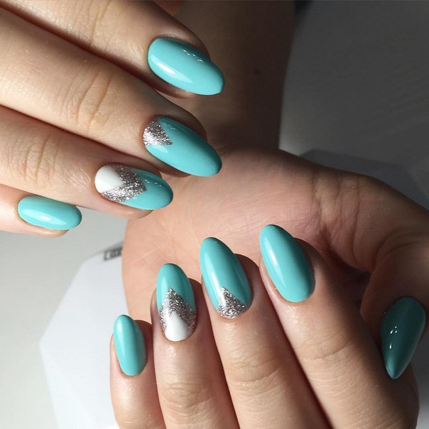 Autumn Leaves Manicure