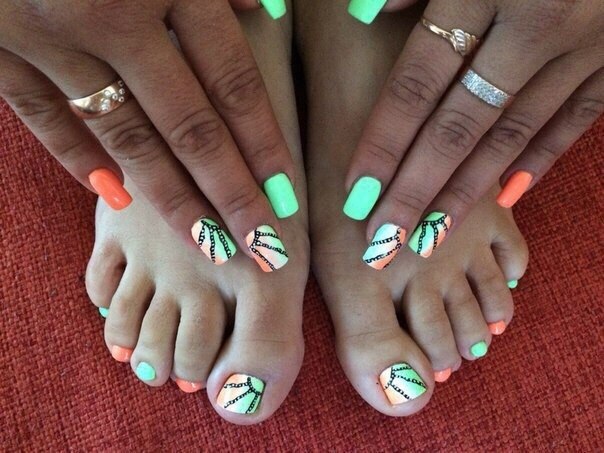 Fall Nails Design