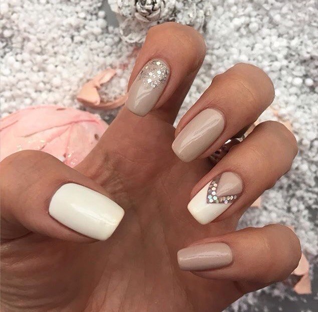 Autumn Leaves Manicure