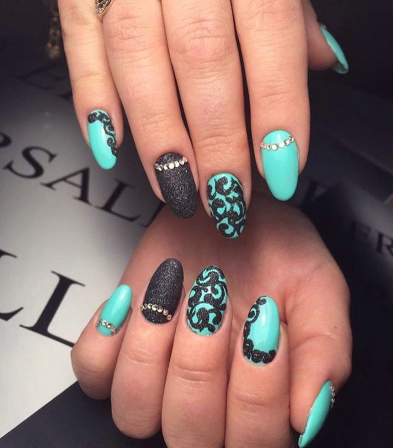Autumn Leaves Manicure