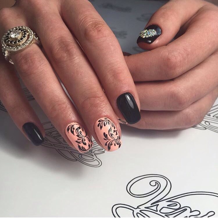 Autumn Leaves Manicure