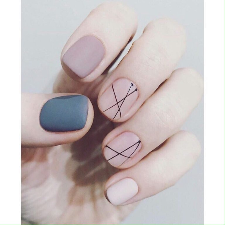 Autumn Leaves Manicure