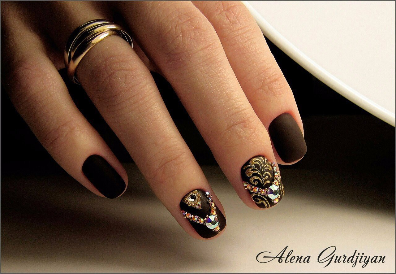 Autumn Leaves Manicure