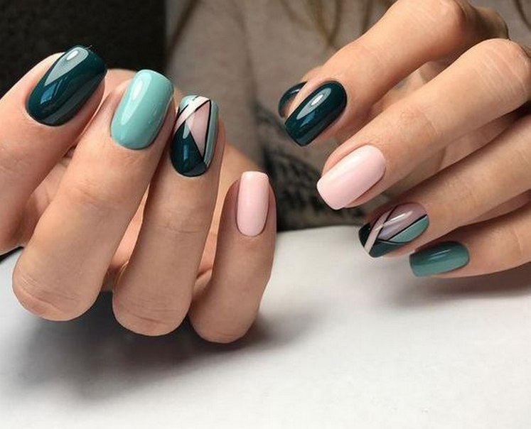 Autumn Leaves Manicure