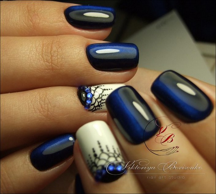 Autumn Leaves Manicure