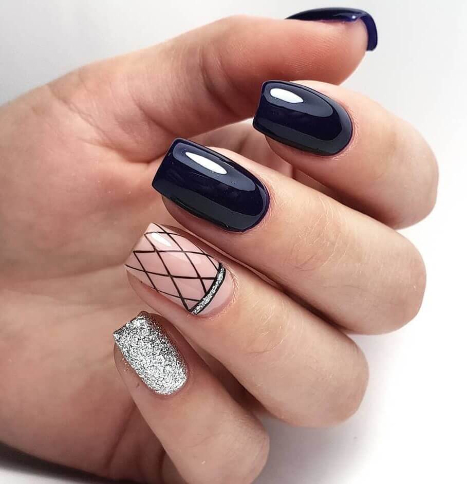 Autumn Leaves Manicure