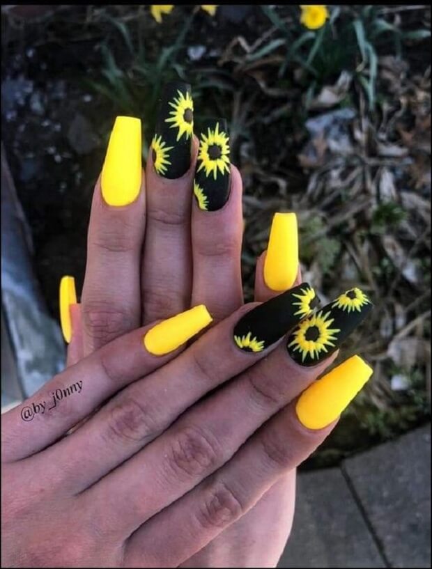 Fall Nails Design