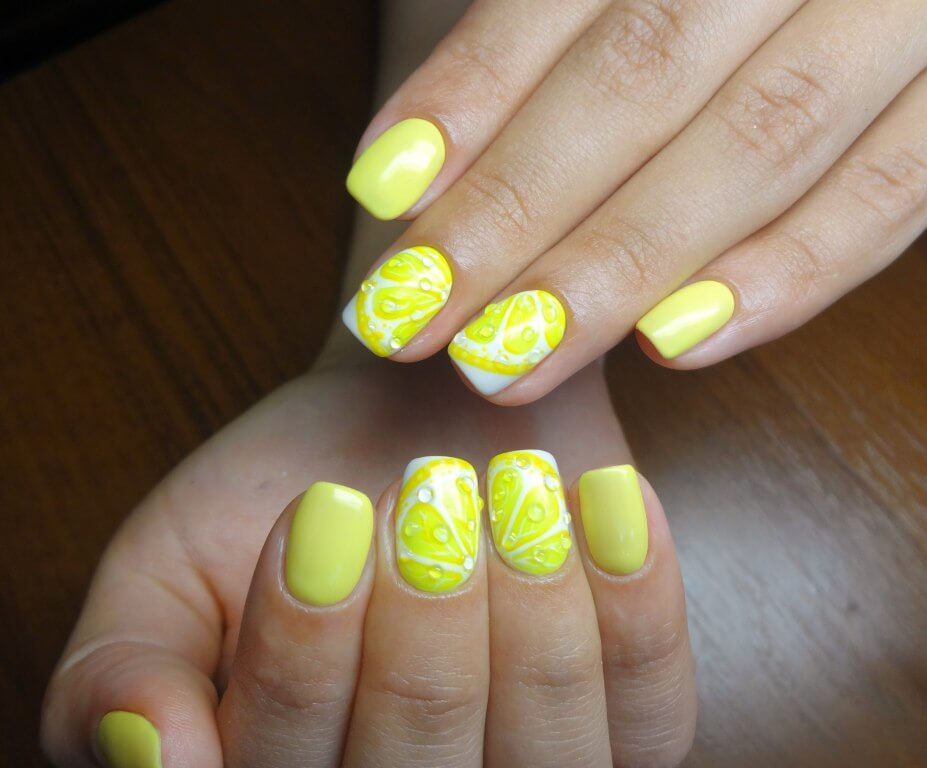 Autumn Leaves Manicure