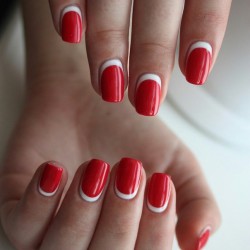 Red white nails photo