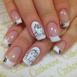 Cat french manicure photo