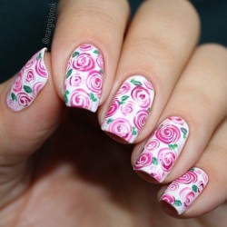 Flowers on nails photo