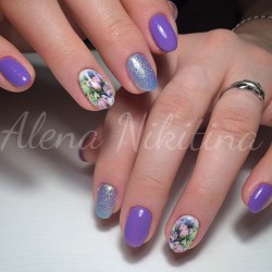 Nails with sparkles photo