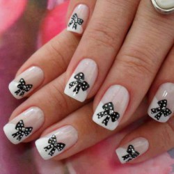French nails with bows photo