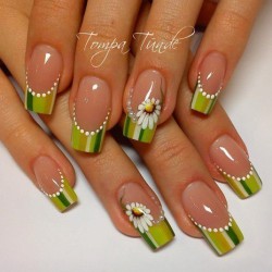 Nails with flowers photo