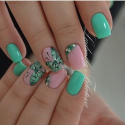 Green nails ideas photo