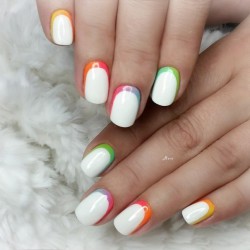 Rainbow nails photo