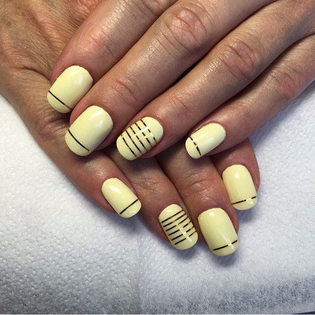 Yellow nails