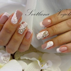 French patterned manicure photo