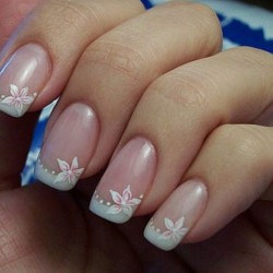 French manicure with pictures photo