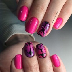 Gradient nail art photo