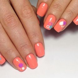 Apricot nails photo
