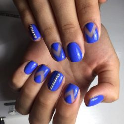 Blue nails photo