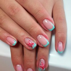 Gel polish sea nails photo