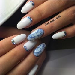 White dress nails photo
