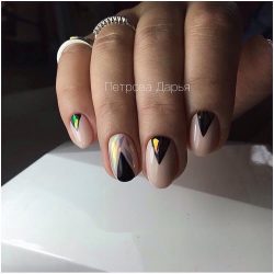 Black and beige nails photo