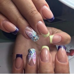 Luxurious french nails photo