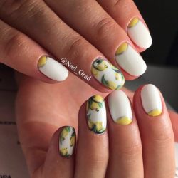 Lemon nails photo