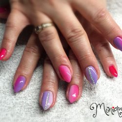 Fashionable gradient nails photo