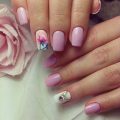 Pink nails with stones