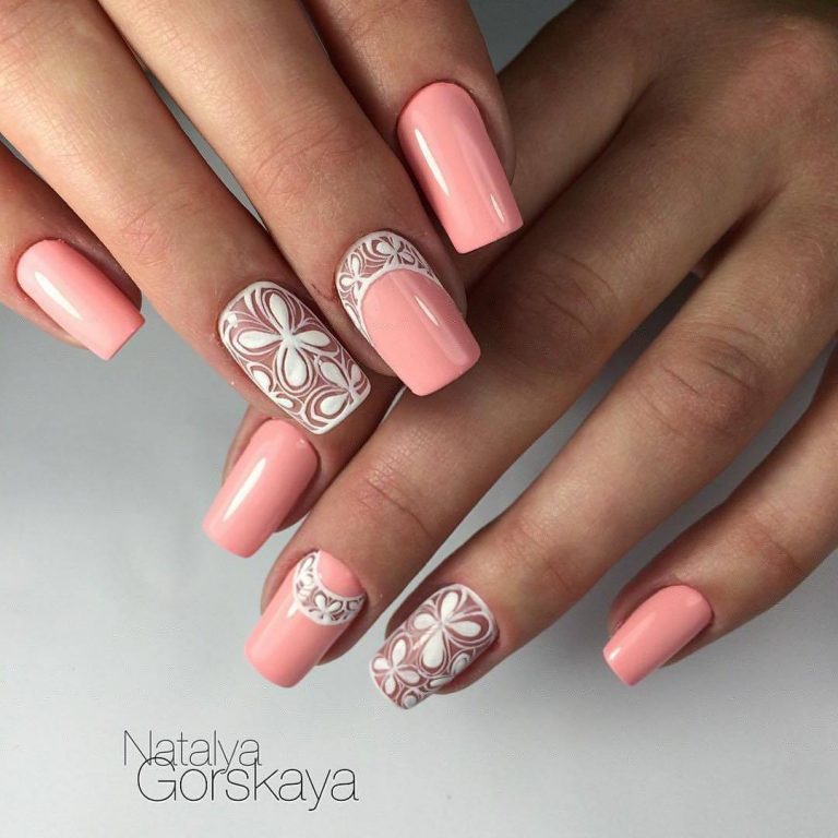 Romantic nails