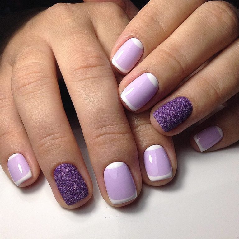 Pale purple nails