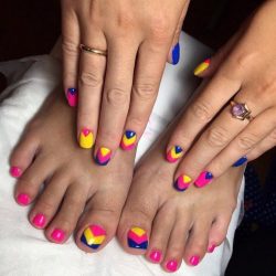 Ideas of yellow nails photo