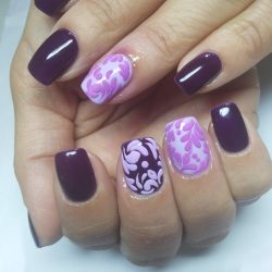 Lilac gel nail photo