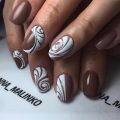 Brown and white nails