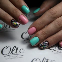 Pink and turquoise nails photo