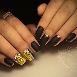 Gold nail ideas photo