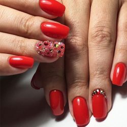 Bright red nails photo
