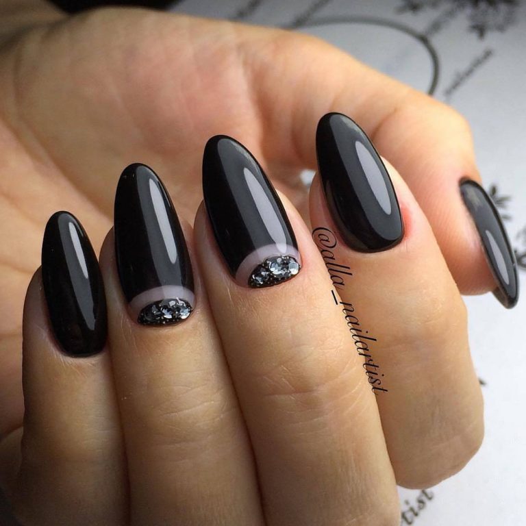 Glossy nails