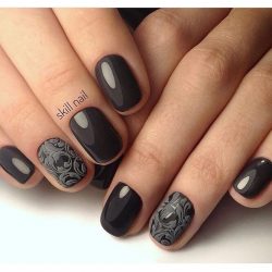 Nails for a black evening dress photo