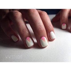 White shellac nails photo